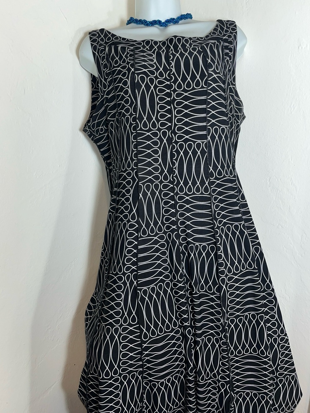 Voir Voir Black and White Geometric Midi Dress